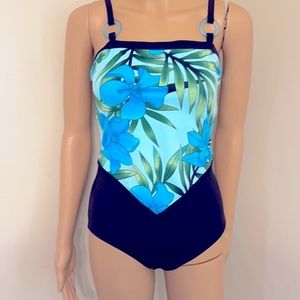 Tropical escape one piece Swimsuit size:10